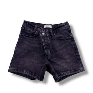 Abercrombie & Fitch The Dad short, High Rise, black denim, size 2